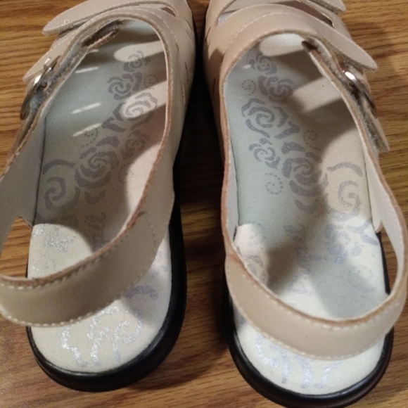 Propet Breeze Walker LA Leather Sandals Sz 7 - Picture 4 of 8